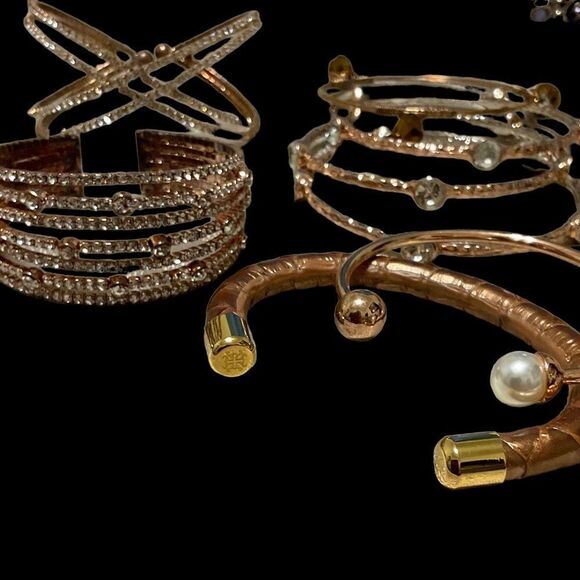 Bundle of 8 Rose Gold Bracelets - Picture 11 of 13